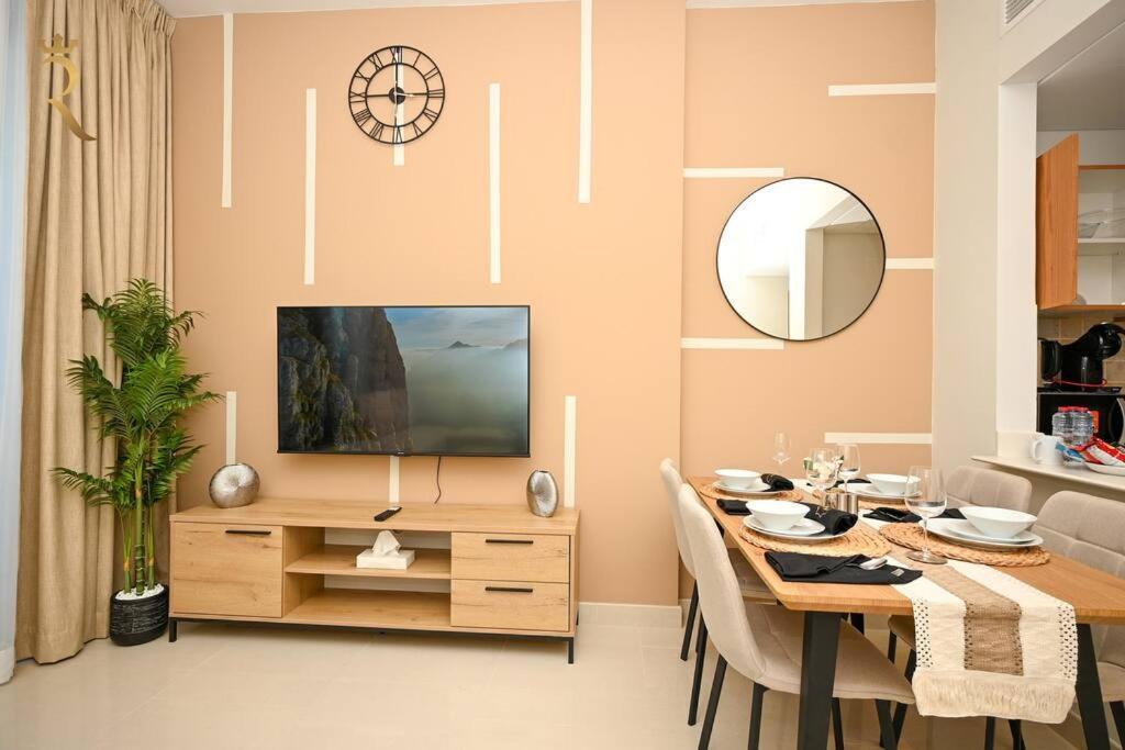 Ace 1br-apartment In Al Reem