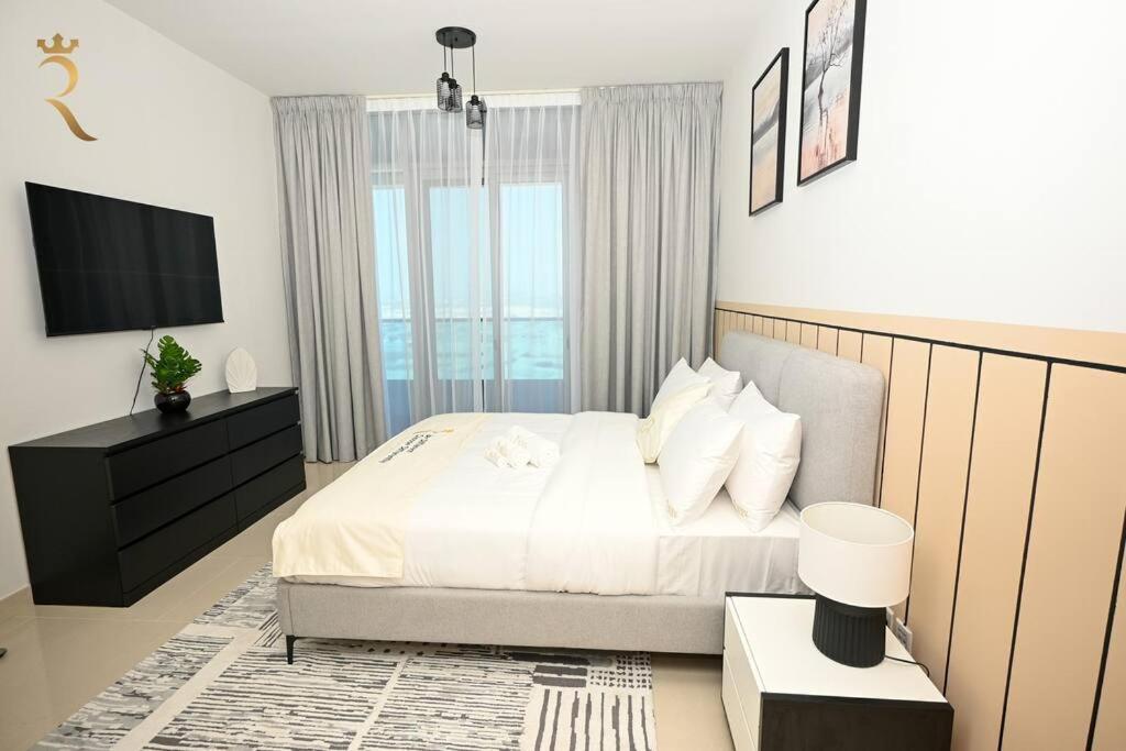 Apartment Ace 1br-apartment In Al Reem